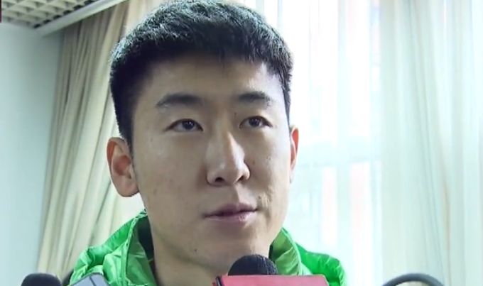 山村同性猛男浓稠粗大小说